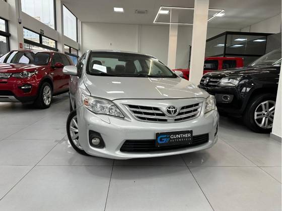 TOYOTA COROLLA 2.0 ALTIS 16V FLEX 4P AUTOMÁTICO TOYOTA COROLLA 2.0 ALTIS 16V FLEX 4P AUTOMÁTICO